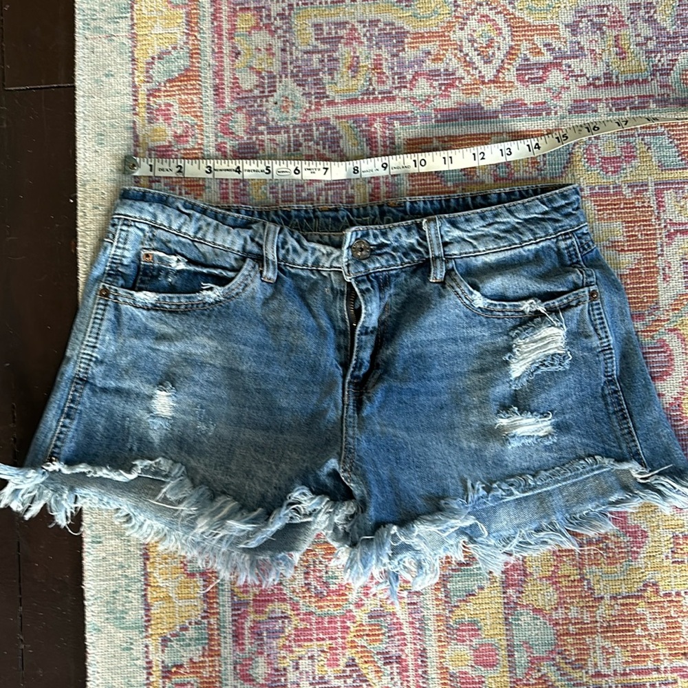 Vanilla Star size 11 jean shorts
